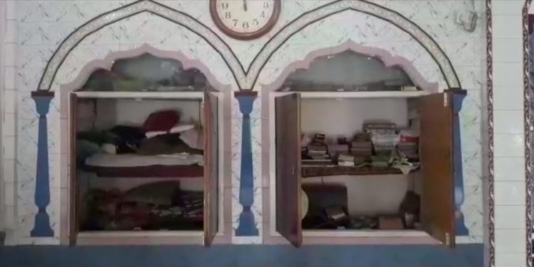 ফটো : নৰ্থ-ইষ্ট নাও