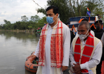 মুখ্য মন্ত্ৰীয়ে শুভাৰম্ভ কৰিলে ককিলামুখ-কাৰ্তিক চাপৰি সংযোগী ফেৰী সেৱা