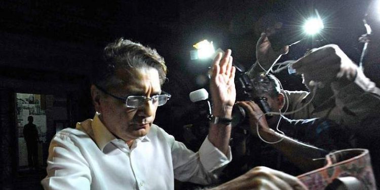 ICICI-Videocon-case-Chanda-Kochhars-husband-arrested-by-ED-over-money.cms