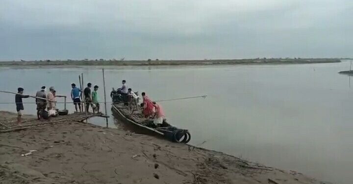 ফটো : নৰ্থ-ইষ্ট নাও