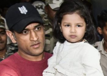 Dhoni with his daughter