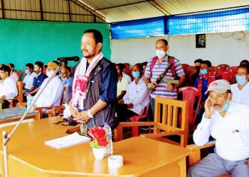 মন্ত্ৰী অতুল বৰাৰ সমষ্টিত জিতেন গগৈৰ হুংকাৰ : মোক ৰুধিব পৰা কোনো শক্তিয়েই নাই