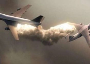 Mid-air-plane-