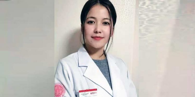 a Sikkim-girl-donates