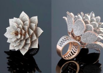 a record ring