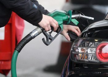 _107422585_petrolpumppa