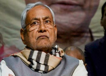 16-Nitish-Kumar_571_855