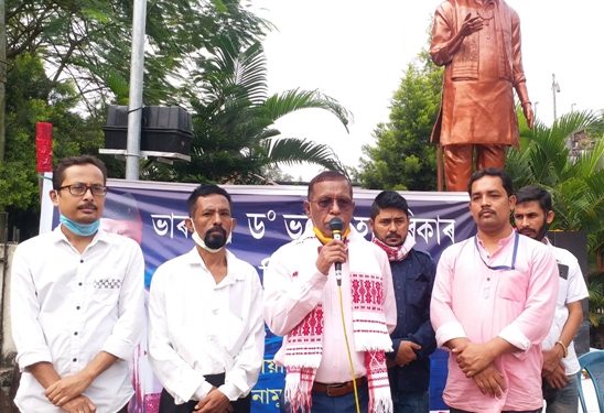 ফটো : নৰ্থ-ইষ্ট নাও