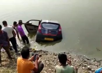 বৰপেটাত শোকাৱহ পথ দুৰ্ঘটনাত দুটি শিশুকে ধৰি তিনিগৰাকী লোকৰ কৰুণ মৃত্যু