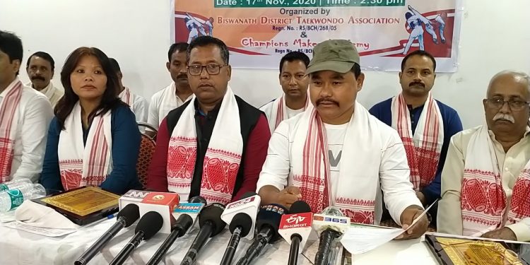 ফটো : নৰ্থ-ইষ্ট নাও