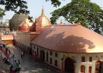 কামাখ্যা মন্দিৰলৈ ২০ কিলোগ্ৰাম সোণ দান ৰিলায়েন্সৰ স্বত্তাধিকাৰী মুকেশ আম্বানিৰ