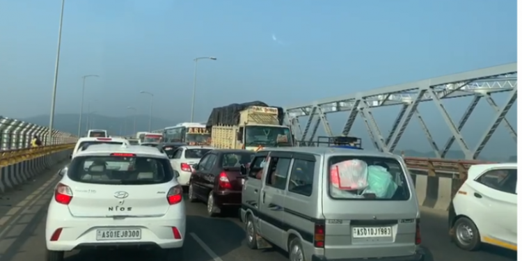 Saraighat bridge traffic jam