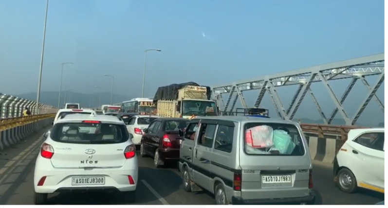 Saraighat bridge traffic jam