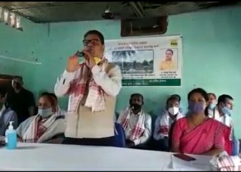 টীয়কৰ ৰাজৈ বাগিচাত আদৰ্শ হাইস্কুলৰ আধাৰশিলা স্থাপন সাংসদ তপন কুমাৰ গগৈৰ
