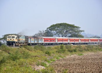 যাত্ৰীসকলৰ সুবিধাৰ্থে কিছুসংখ্যক ষ্টেশ্যনত স্পেচিয়েল ৰাজধানী এক্সপ্ৰেছৰ সময়সূচীৰ পৰিৱৰ্তন
