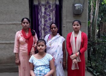 কিডনিৰ জটিল ৰোগত আক্ৰান্ত পুৰণিগুদামৰ মেধাৱী ছাত্ৰী সংঘমিত্ৰা গায়ন; ৰাজ্যবাসীক সহায়ৰ আহ্বান