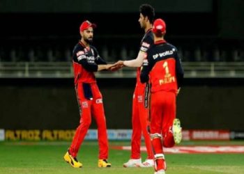বিৰাট কোহলীৰ দৰে অধিনায়ক পোৱাটো কঠিন; কিয় ক’বলগীয়া হ’ল RCBৰ মেনেজমেণ্টে