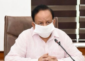 ভাৰতত কোনে প্ৰথমে লাভ কৰিব ক’ৰ’না ভেকচিন?, জনালে কেন্দ্ৰীয় স্বাস্থ্য মন্ত্ৰীয়ে