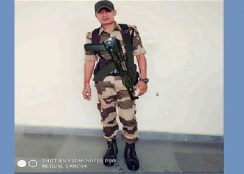 আজি গুৱাহাটী বিমান বন্দৰত উপস্থিত হ’ব দিল্লীত পথ দুৰ্ঘটনাত প্ৰাণ হেৰুওৱা চি আই এছ এফৰ জোৱান জয়ন্ত দলেৰ নশ্বৰ দেহ