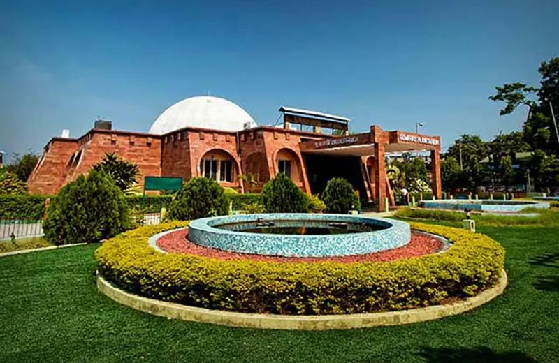a Guwahati-Planetarium
