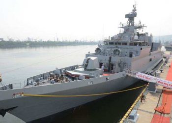 ১৫ টন বান সাহায্য লৈ ভিয়েটনামত উপস্থিত ভাৰতীয় নৌ সেনা বাহিনীৰ জাহাজ