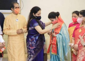 কংগ্ৰেছক বিদায় জনায় এইবাৰ শিৱসেনাত যোগদান বলিউদ অভিনেত্ৰী উৰ্মিলা মাতণ্ডকাৰৰ