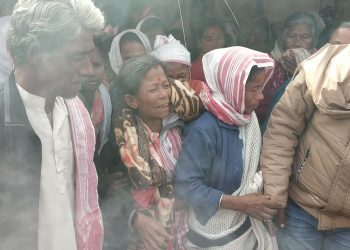 নিজ গৃহ পালেহি বহিঃৰাজ্যত ৰহস্যজনকভাৱে মৃত্যু হোৱা পবিত্ৰ পেগুৰ মৃতদেহ; তদন্তৰ দাবী