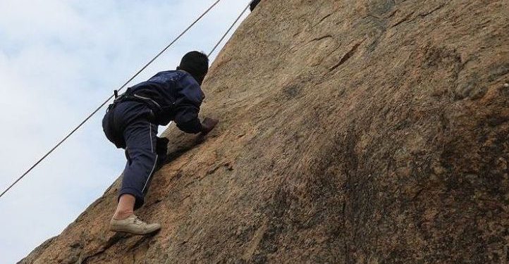 Step_by_steprock_climbing_training