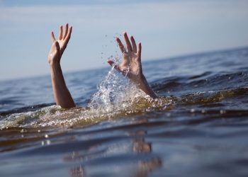 boat capsize
