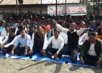 Tea tribe students protest