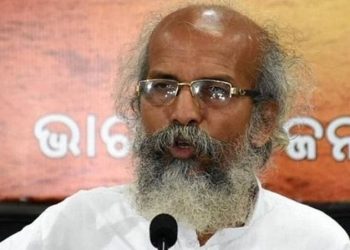 গোহত্যা আৰু নৰহত্যা সমঅপৰাধ :  কেন্দ্ৰীয় মন্ত্ৰী চাৰংগীৰ মন্তব্য