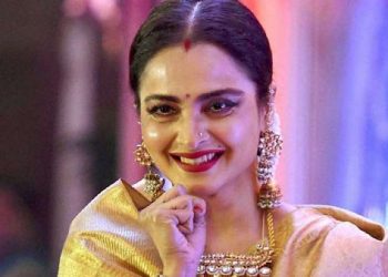 967836-rekha