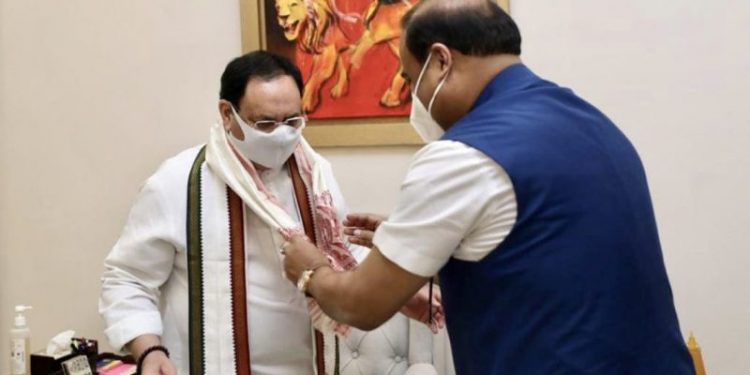 Assam-CM-offers-a-gamosa-to-JP-Nadda-1140x570