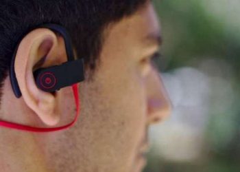 earphones