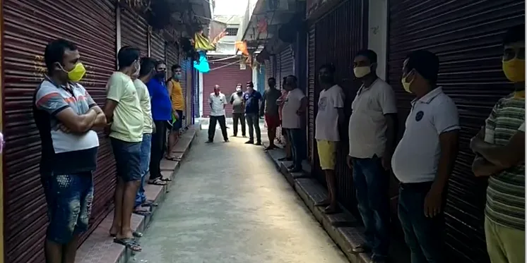 garments traders in Golaghat