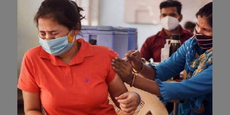 Corona India.jpg vaccination