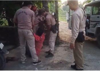 নগাঁও জিলাৰ জুৰীয়াত আৰক্ষীৰে জালনোট ব্যৱসায়ীৰ এনকাউণ্টাৰ,এজন গুৰুতৰভাবে আহত