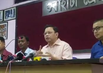 মুখ্যমন্ত্ৰী হিমন্ত বিশ্ব শৰ্মাই মাটিৰ দালালক সকীয়নী দিয়ে, কিন্তু তেওঁ নিজে জাতিৰ দালালী কৰিছে : উপমন্যু হাজৰিকা