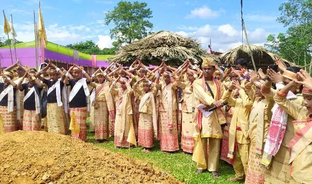 মাৰ্ঘেৰিটা মহকুমাৰ টিৰাপত টাই আহোম জনগোষ্ঠীৰ কেন্দ্ৰীয় ৰিক-খন-মুং-খন অনুষ্ঠান সম্পন্ন