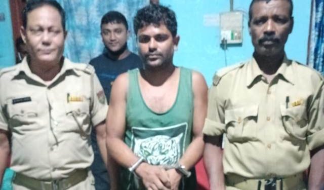 Kaliabor police arrested docait