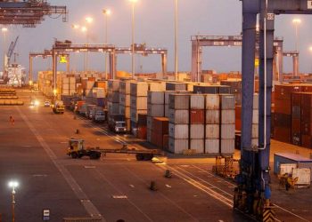 Nearly three tonnes of heroin seized at Gujarat port