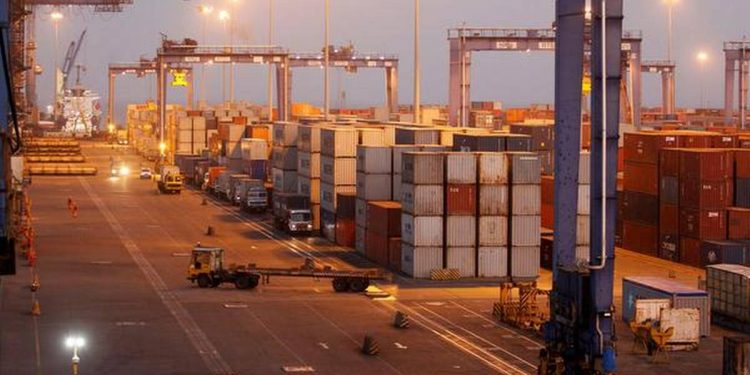 Nearly three tonnes of heroin seized at Gujarat port