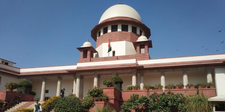 Officials making money illegally must be jailed: SC