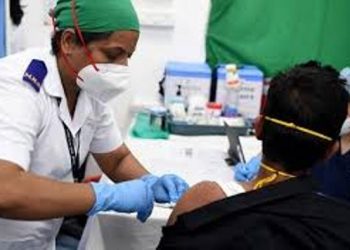 ২ টা নহয়,কোভিডৰ ৫ টাকৈ ভেকচিন ল’লে বিজেপি নেতাই! ষষ্ঠ ভেকচিনটো ল’ব লাগিব ডিচেম্বৰত