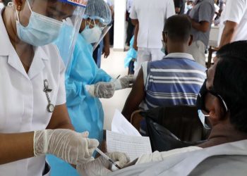 India hits 100-crore vaccine milestone