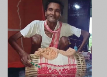 Laba Bora drumer