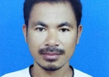 ১৮ বছৰ ধৰি বিনা বেতনে শিক্ষকতা কৰা শিক্ষকৰ চিকিৎসাৰ অভাৱত মৃত্যু