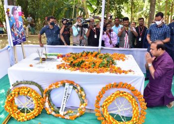 Himanta Biswa Sharma invites all militant outfits of North-East to discuss