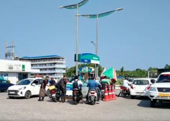 Special facility for customers at a petrol pump in Bishwanath