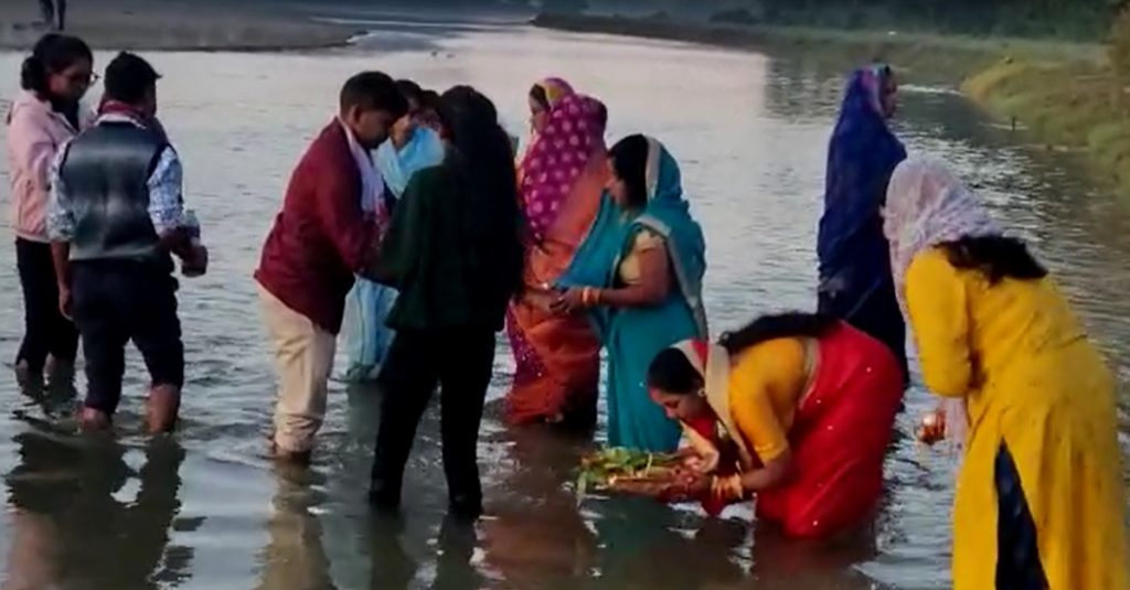 Chath Puja celebrated in Tamulpur